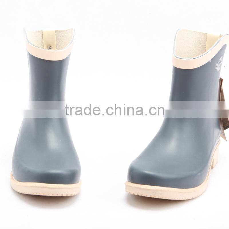 rubber rainboots