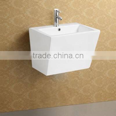 Fashionable Design Ceramic Pedestal Basin