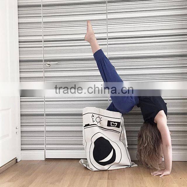 China Factory Supply Custom Cartoon Print Canvas Drawstring Bag