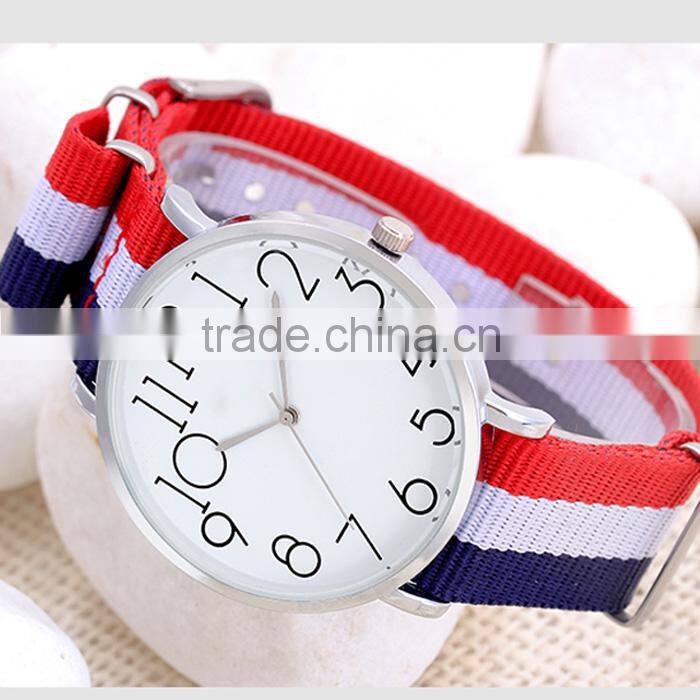 Wholesale bulk order details quartz girls had chain watch