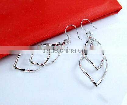 >>>Best selling chic wholesale twisted hoop earrings/