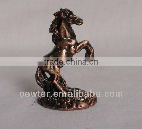 2013 new products metal horse figurine gift