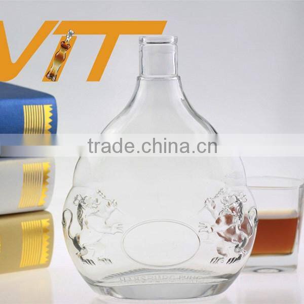 China factory cheapwoman body wine bottles Ice hockey shape bottles tiger head whiskey bottle 500ml