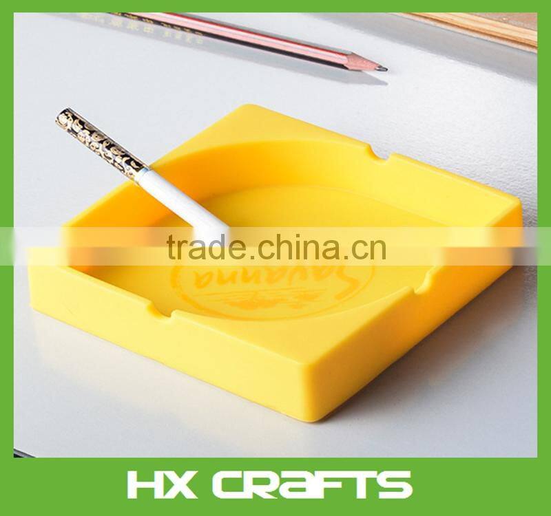 Storage silicone ashtray bendable & unbreakable