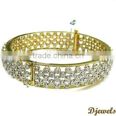 Ladies Diamond Gold Bangles, Stylish Diamond Bangles, Diamond Jewelry