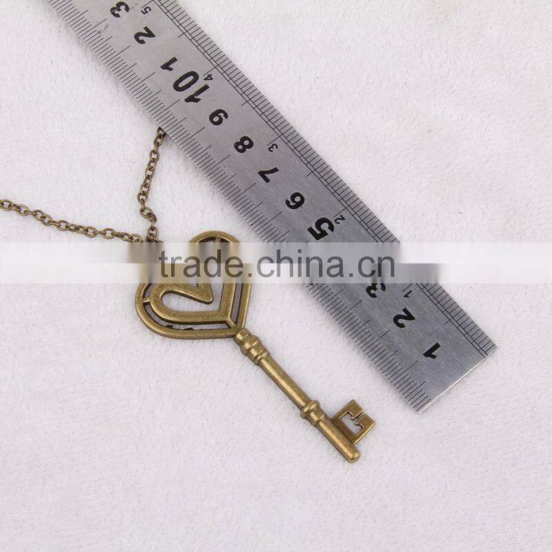 New arrival pop steampunk key chain heart pendant bronze statement necklace 2015 yiwu fashion jewelry hot sale