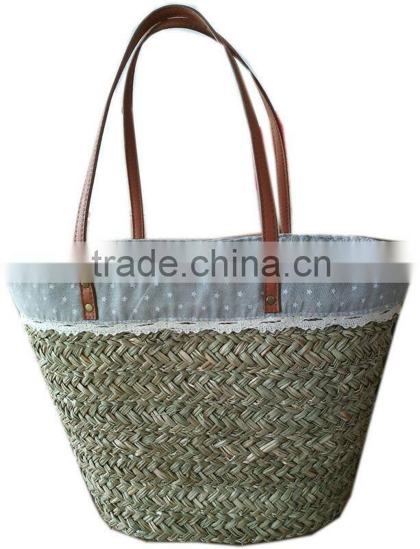 Summer straw bag