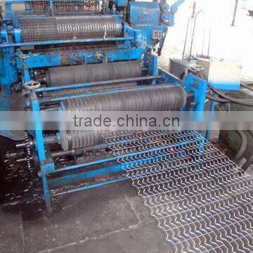Automatic welded wire mesh machine