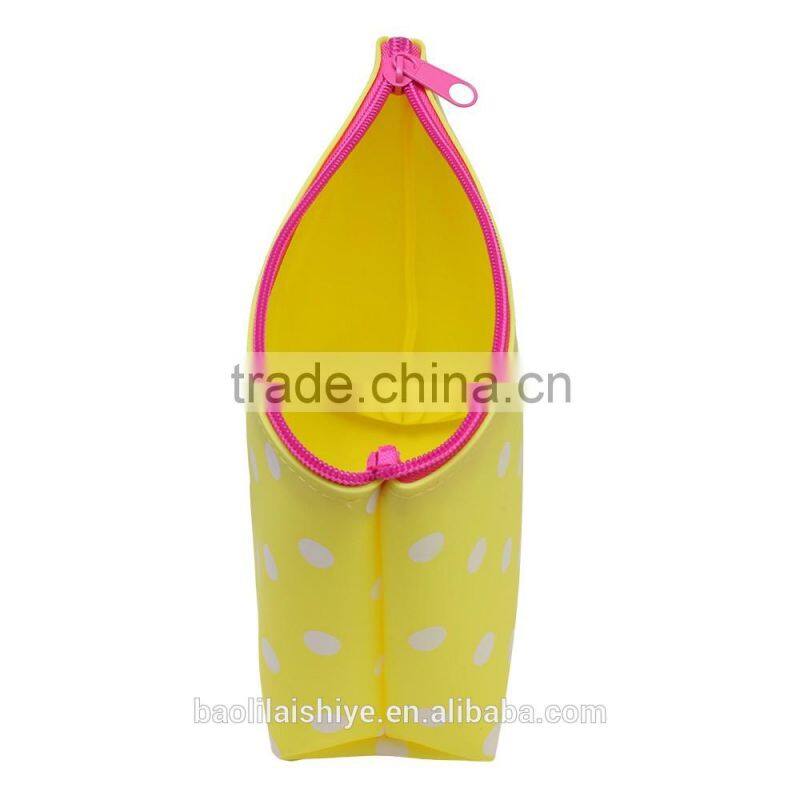 Bulked cheap convenient silicone handbags/bags/dorothy bags for girls