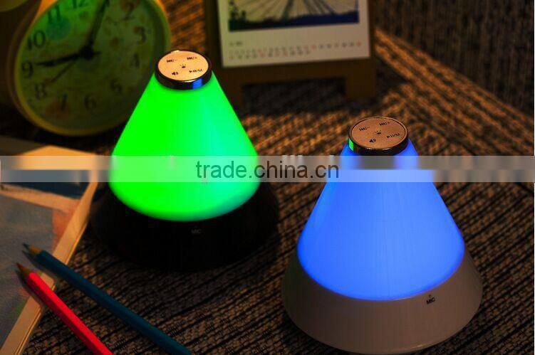 2015 led bluetooth stereo colorful night light bluetooth speakers Card stereo change color heavy bass FM speaker