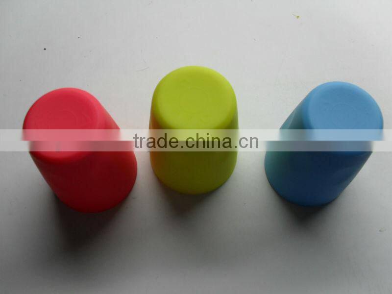 2014 facetory price multi-colored FDA/LFGB silicone material cup
