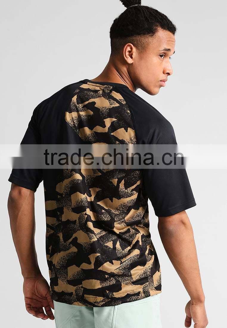 MGOO Hot Sale Mens Digital Printing T Shirt Raglan Sleeve Sport Wear Dry Fit T-shirts