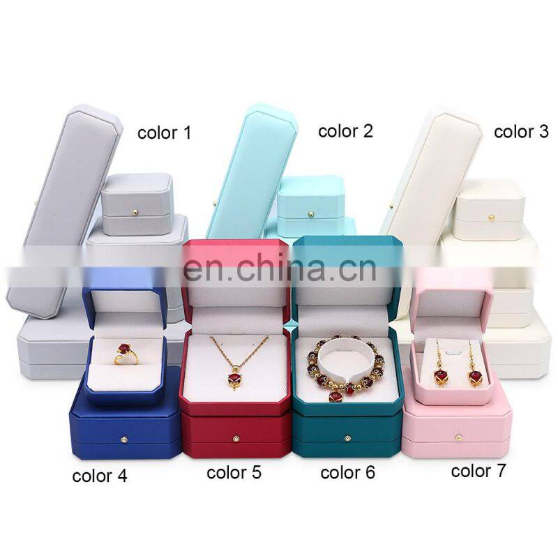 New Arrival Light Gray custom logo jewelry packaging Pu Leather Bangle Box
