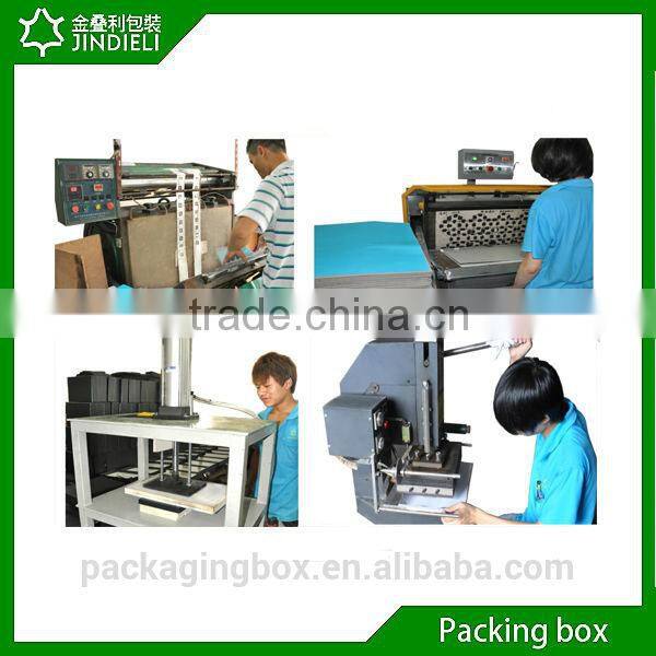 Custom chocolate selection gift boxes printed with ribbon