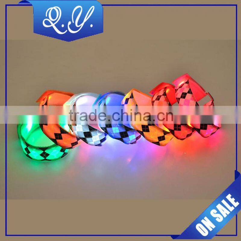 Wholesale Factory Price Cheap Plain Plastic Bangles LED Colorful Bangles
