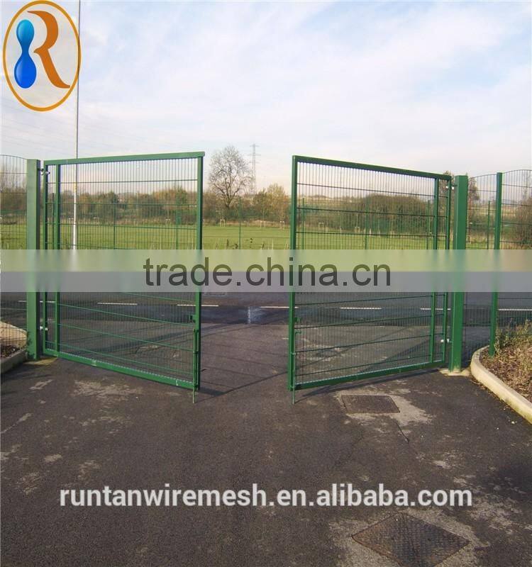 Double wire mesh fence/Pvc coated twin wire 868 fence panel/green or black color twin wire Sport Mesh Fence ( Manufacturer )