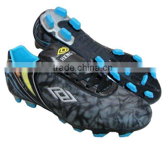 Fashion Outdoor Soccer Shoes