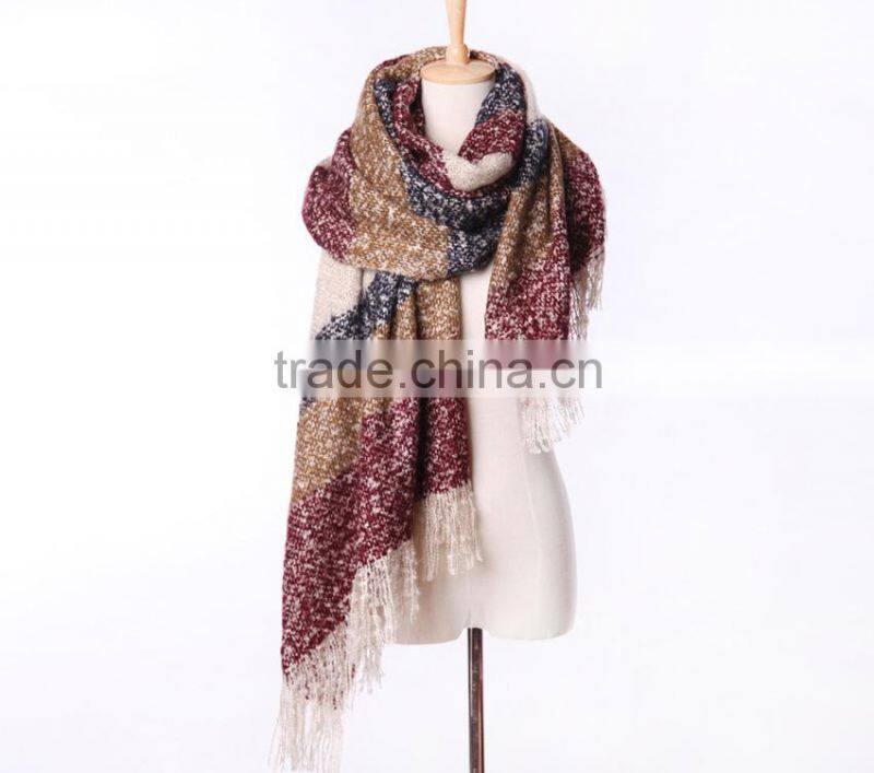2015 new hot selling peacock feather pattern printed square paris yarn scarf