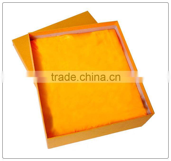 Peach wooden wen chang pen decoration