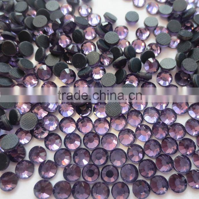 Wholesale manufacture strong glue tanzanite color iron on glue hot fix stone for Europe market customer