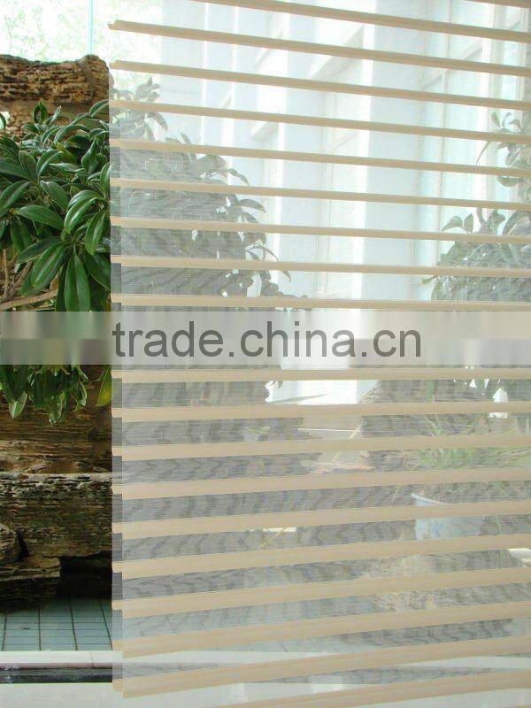 YUMA shangri la blind fabric roller blind