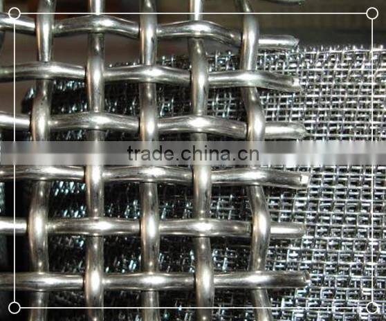 Hot dipped galvanized after welding 25m roll length square hole woven mesh Crimped Wire