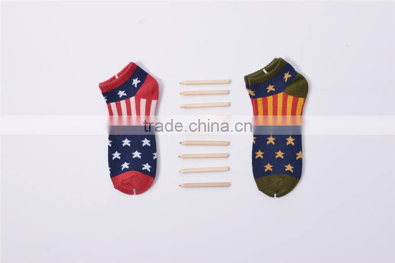 Hot Sale Cotton Germany's Harajuku Hip Hop Maple Leaf Socks Men's Street Boat Sock for Male