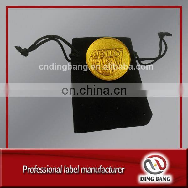 Professional Metal Crafts Factory Gold Stamped Velvet Bag Packaged Custom Souvenir Embossed Logo UAE Style Antique Coin