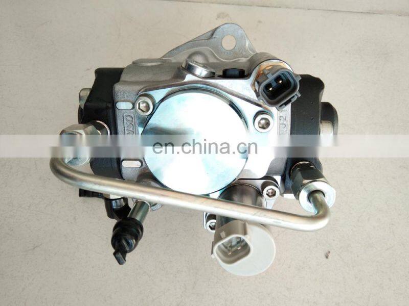 2210030090 Genuine diesel fuel pump 2940000701 294000-0701 2940000702 for 22100-30090
