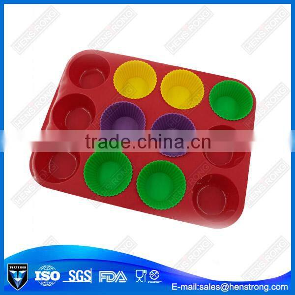 Durable novelty silcone baking cup holder