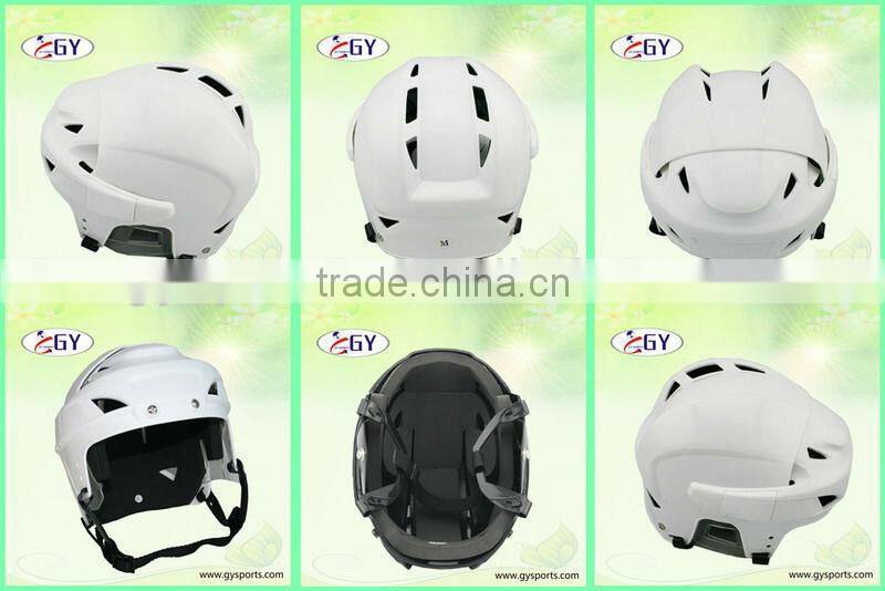 Ice hockey Players helmet with face mask lightweight and offers excellent visibility