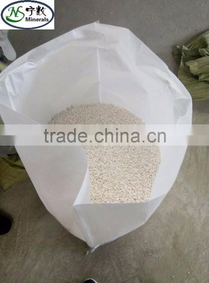 Refractory material expanded perlite