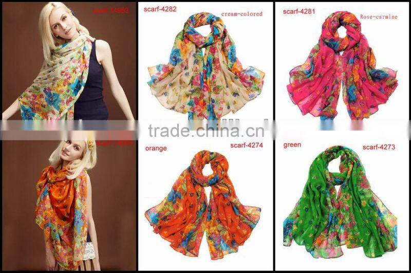 fashionable lady small petals pattern triangle scarf