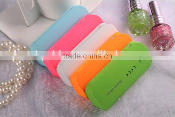 Promotional 18650 led indicator 4400mah power bank