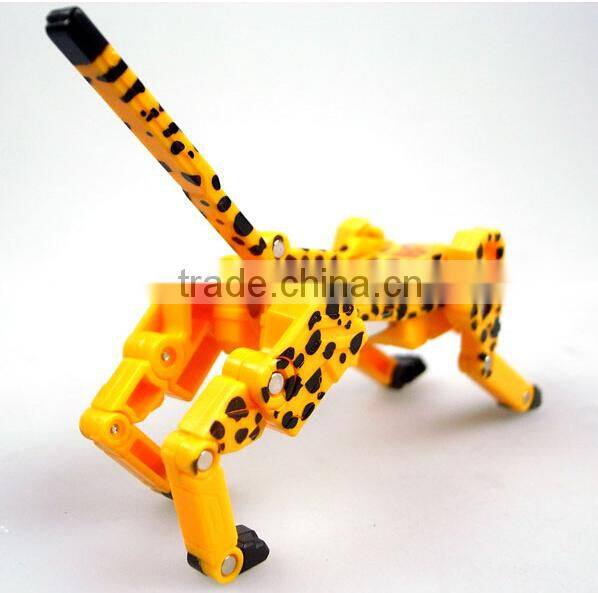 promotional 32GB Plastic Transformers USB flash drive gift USB2.0 100% real capacity with free sample