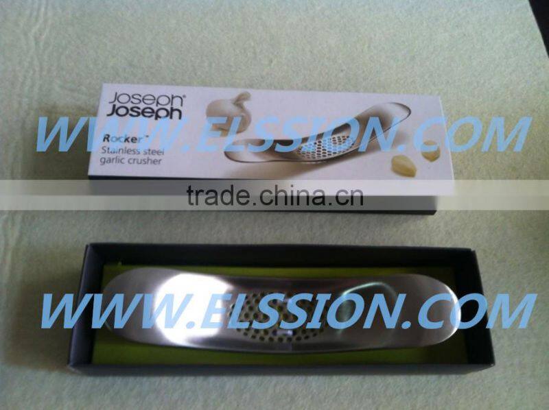 Stainless steel garlic press/ garlic crusher/ garlic rocker