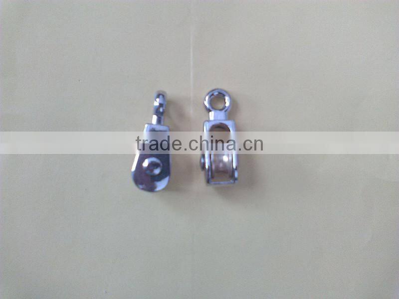 small zinc alloy pulley