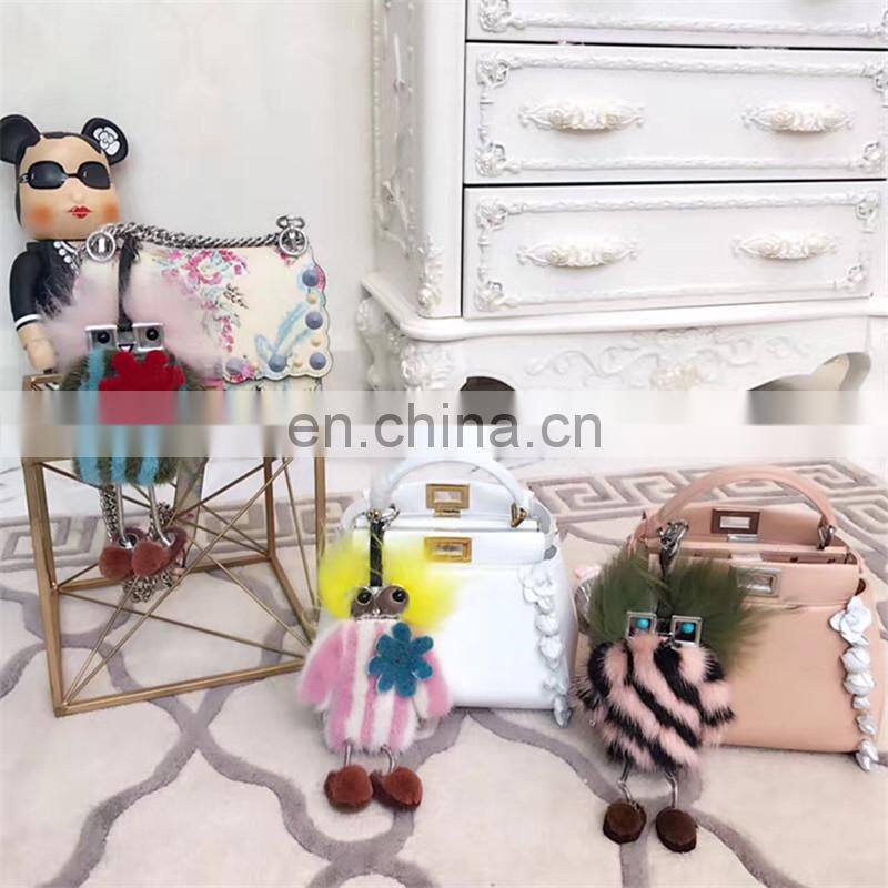 2016 New Fashion Luxury Robot Keychain / Car Accessory or Gift Bag Charm Robot Mink Fur Keychain