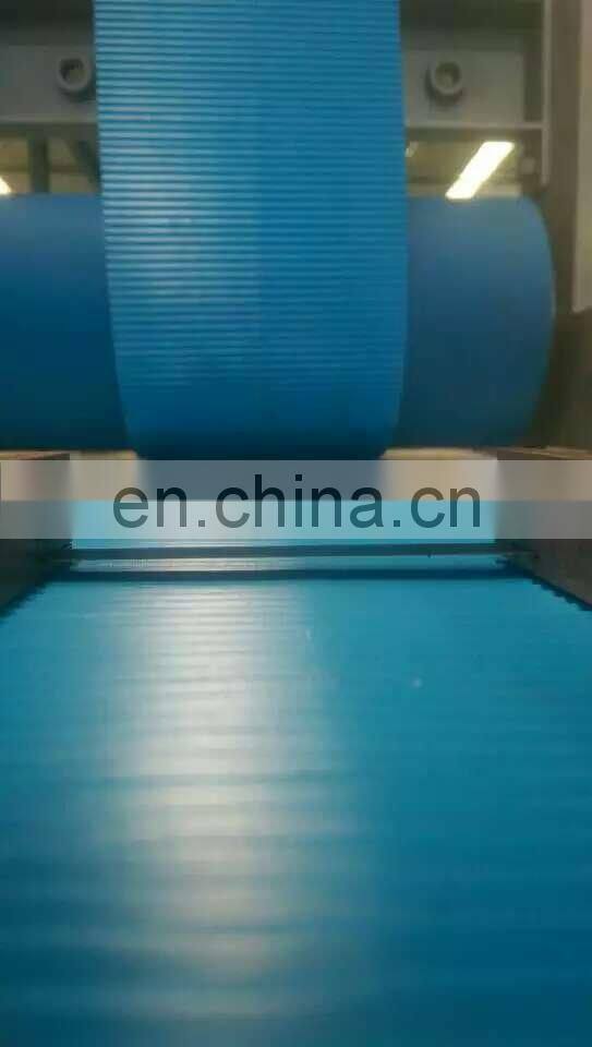 Chicken breast filleting machine