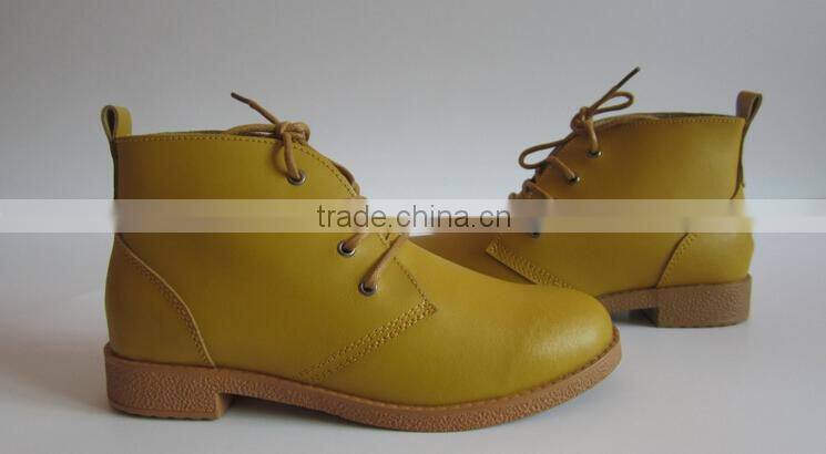 2016 girl fashion flat leather boot for ladies for woman made in China