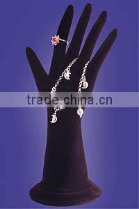 Elegant Hand Shape Jewelry Display for Rings and Bracelets