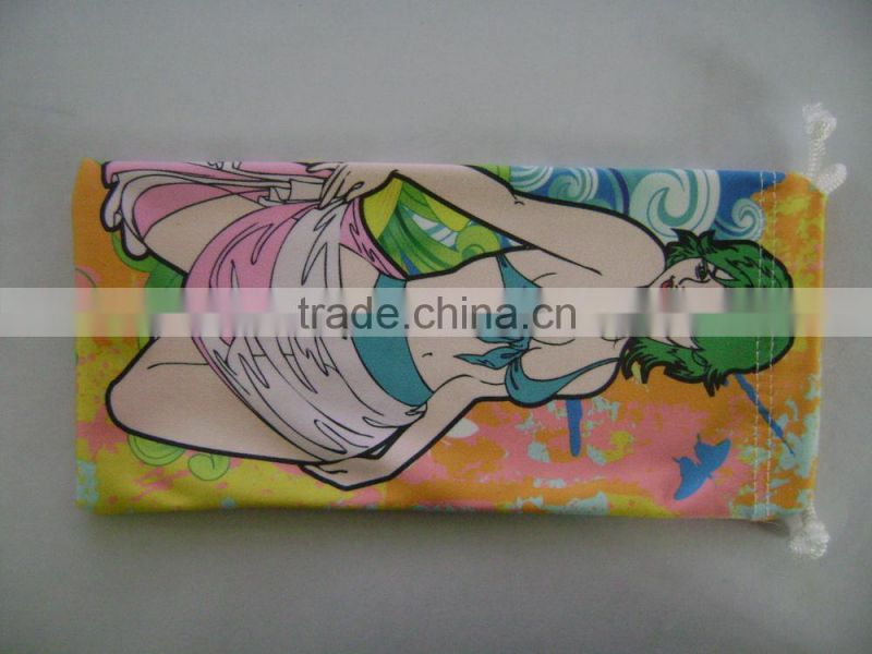 Custom Velvet Jewelry Pouch with Silver Screen Printed Logo