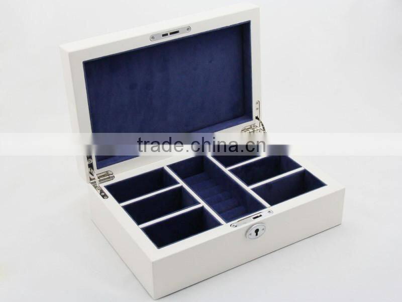 Luxury white Wooden jewelry Box wholesale