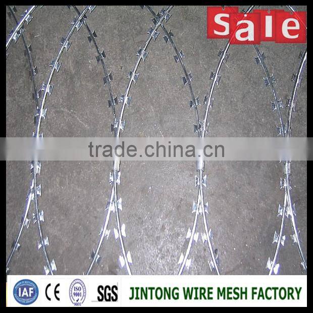 concertina razor wire fencing bto22