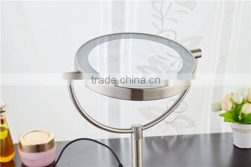 Double-sided battery-operated makeup mirror with 3X magnification, LED mirror