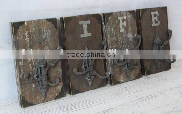 2016 antique wooden wall coat hooks with metal letter