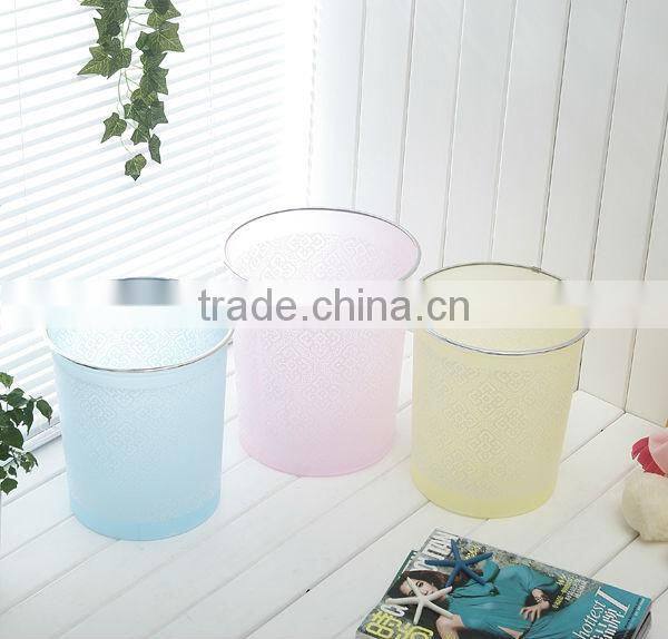 0295 Plastic printed trash can