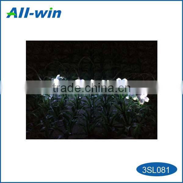 cyrstalline flower shaped LED solar light, attractive white LED light with solar panel