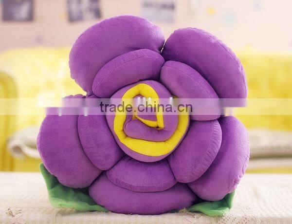 2015 new design plush flower shaped pillow