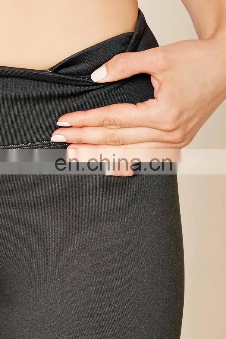 Wholesale Seamless Active Abstract Black Leggings Women Custom Printed Pants
